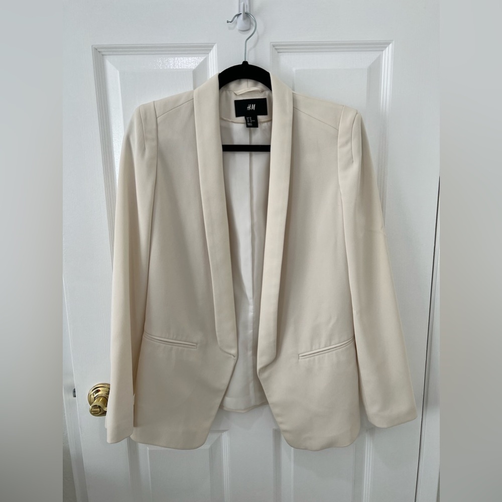 NWOT winter white blazer
